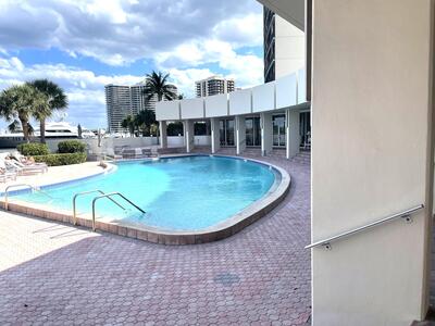 134 Lakeshore Drive, North Palm Beach, FL 33408