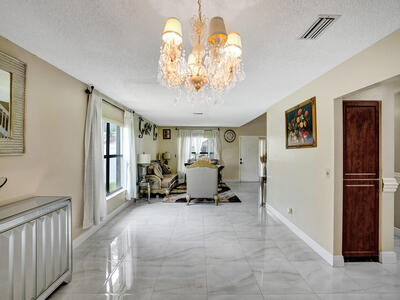 9610 Dunhill Dr, Miramar, FL 33025