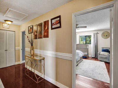 9610 Dunhill Dr, Miramar, FL 33025