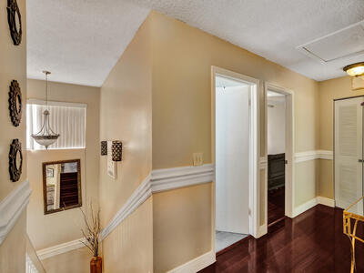 9610 Dunhill Dr, Miramar, FL 33025