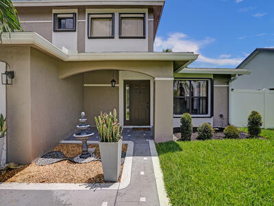 9610 Dunhill Dr, Miramar, FL 33025