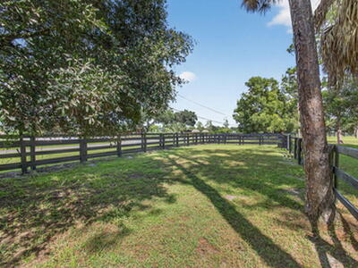 2340 B Road, Loxahatchee Groves, FL 33470
