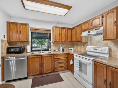 2340 B Road, Loxahatchee Groves, FL 33470