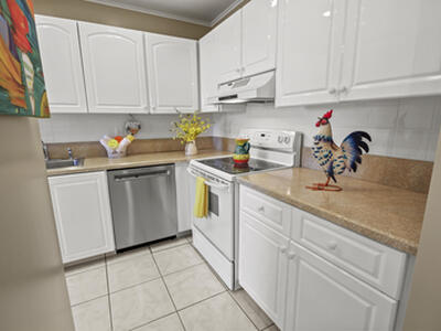 1421 NW 20th 204 Avenue, Delray Beach, FL 33445