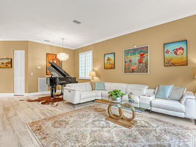 2076 Cezanne Road, West Palm Beach, FL 33409