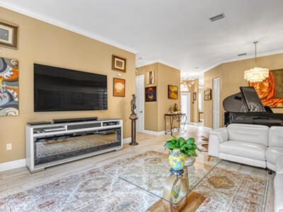 2076 Cezanne Road, West Palm Beach, FL 33409