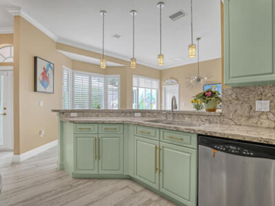 2076 Cezanne Road, West Palm Beach, FL 33409