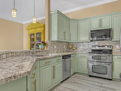 2076 Cezanne Road, West Palm Beach, FL 33409