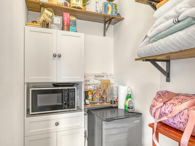 2076 Cezanne Road, West Palm Beach, FL 33409