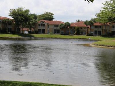 4759 Via Palm Lake, West Palm Beach, FL 33417