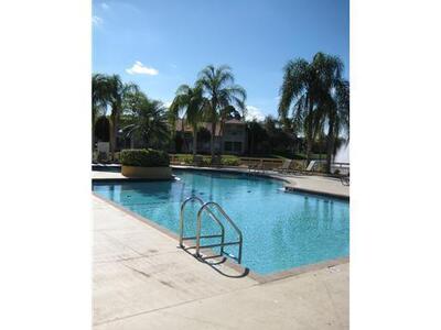 4759 Via Palm Lake, West Palm Beach, FL 33417