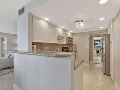 4200 N Ocean Drive, Singer Island, FL 33404