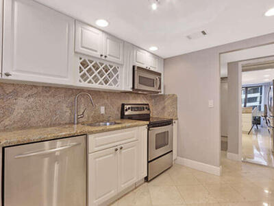 4200 N Ocean Drive, Singer Island, FL 33404