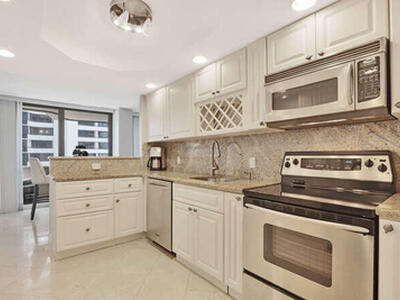 4200 N Ocean Drive, Singer Island, FL 33404