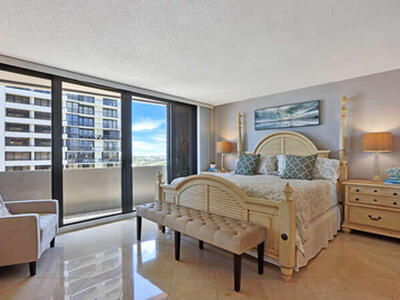 4200 N Ocean Drive, Singer Island, FL 33404