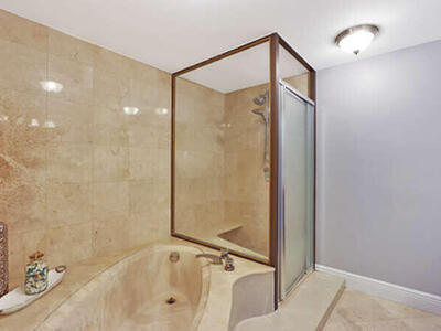 4200 N Ocean Drive, Singer Island, FL 33404