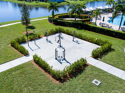 739 SE Villandry Way, Port Saint Lucie, FL 34984