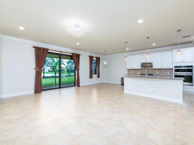 739 SE Villandry Way, Port Saint Lucie, FL 34984