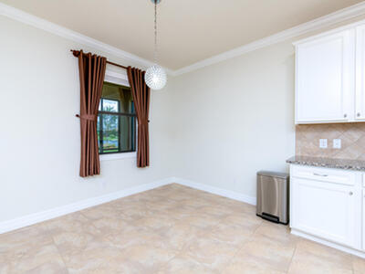 739 SE Villandry Way, Port Saint Lucie, FL 34984