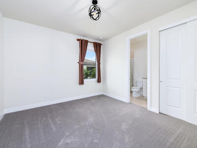 739 SE Villandry Way, Port Saint Lucie, FL 34984