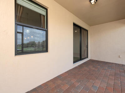 739 SE Villandry Way, Port Saint Lucie, FL 34984