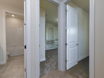 739 SE Villandry Way, Port Saint Lucie, FL 34984