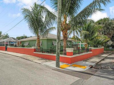 532 N Palmway, Lake Worth Beach, FL 33460