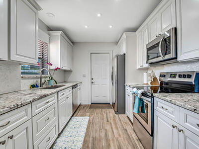 532 N Palmway, Lake Worth Beach, FL 33460