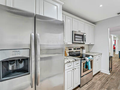 532 N Palmway, Lake Worth Beach, FL 33460