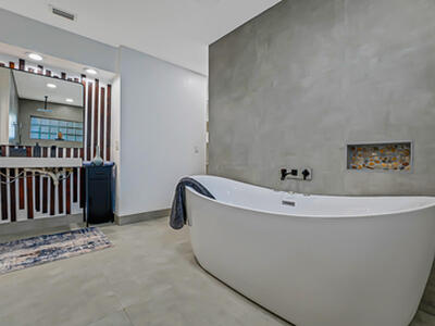 532 N Palmway, Lake Worth Beach, FL 33460