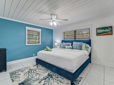 532 N Palmway, Lake Worth Beach, FL 33460