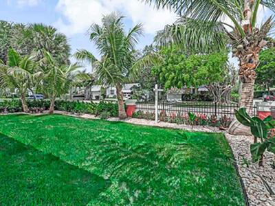 532 N Palmway, Lake Worth Beach, FL 33460