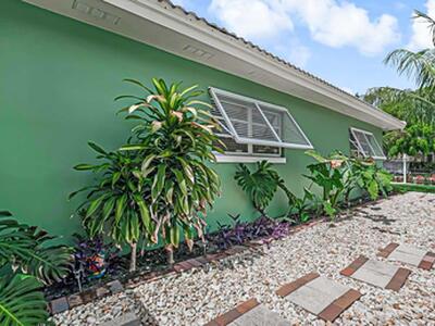 532 N Palmway, Lake Worth Beach, FL 33460