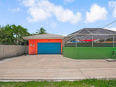 532 N Palmway, Lake Worth Beach, FL 33460