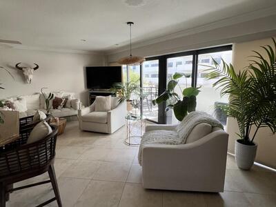 330 SE 20th Avenue, Deerfield Beach, FL 33441