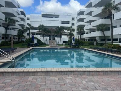 330 SE 20th Avenue, Deerfield Beach, FL 33441