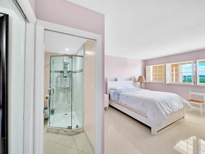 2940 N Course Drive, Pompano Beach, FL 33069