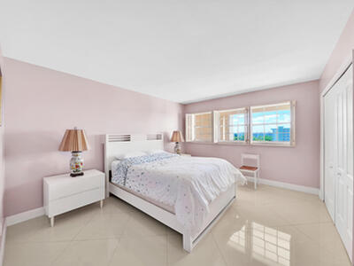 2940 N Course Drive, Pompano Beach, FL 33069