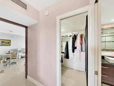 2940 N Course Drive, Pompano Beach, FL 33069