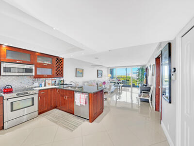 2940 N Course Drive, Pompano Beach, FL 33069