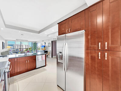 2940 N Course Drive, Pompano Beach, FL 33069