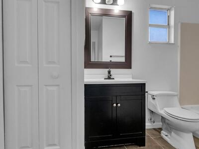 678 SW Pueblo Terrace, Port Saint Lucie, FL 34953