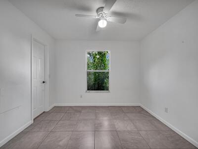 678 SW Pueblo Terrace, Port Saint Lucie, FL 34953