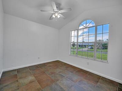 678 SW Pueblo Terrace, Port Saint Lucie, FL 34953