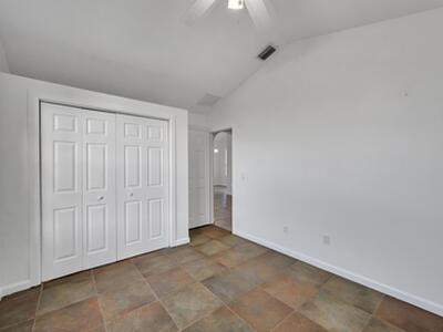 678 SW Pueblo Terrace, Port Saint Lucie, FL 34953