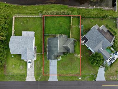 678 SW Pueblo Terrace, Port Saint Lucie, FL 34953