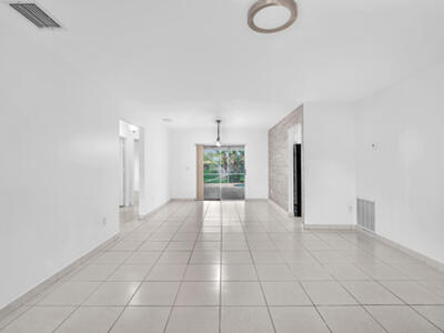 10985 Christopher Avenue, Boca Raton, FL 33428