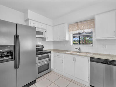 10985 Christopher Avenue, Boca Raton, FL 33428