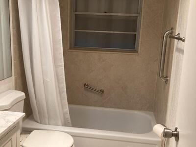 71 Cambridge D, West Palm Beach, FL 33417