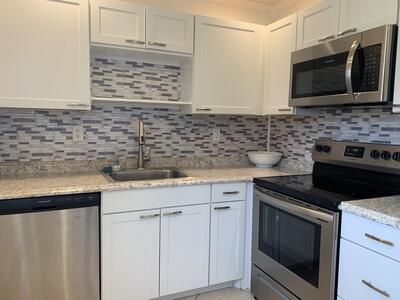 82 Normandy B, Delray Beach, FL 33484